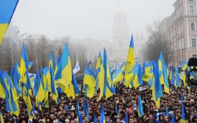 В Україні видали провокаційний підручник історії: опубліковані фото