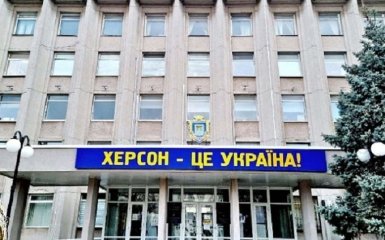 В Херсонской области военные РФ заставляют людей "голосовать" за себя и за родственников