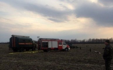 Крушение военного вертолета на Донбассе: появились данные по погибшим и фото