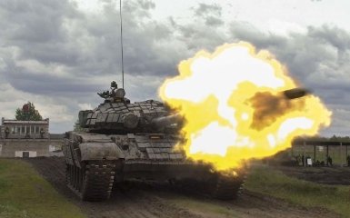 НАТО попередив про десятки тисяч солдатів РФ біля кордонів України
