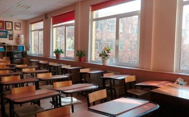 Учителів-фанатів ДНР і Путіна знайшли ще в одному місті України: опубліковані фото