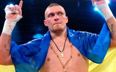 Александр Усик завоевал титул чемпиона мира WBO
