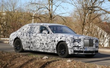 Rolls-Royce приступил к дорожным испытаниям нового Phantom (4 фото)