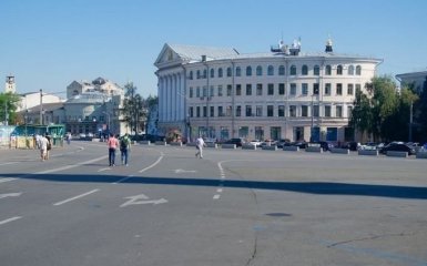 На Подолі в Києві створили експериментальну пішохідну зону: з'явилися фото