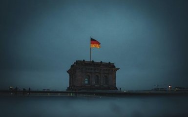 Німеччина дала обіцянку Україні після скандалу з Кримом та зброєю