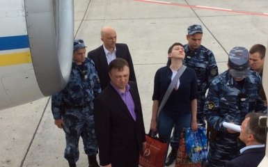 Як силовики Путіна віддавали Савченко: з'явилися яскраві фото