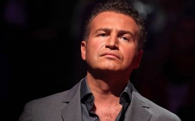 Російський співак Агутін вразив соцмережі матюкливим віршем до Дня Перемоги