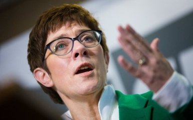 Нужно называть вещи своими именами: преемница Меркель раскрыла свою позицию по Крыму