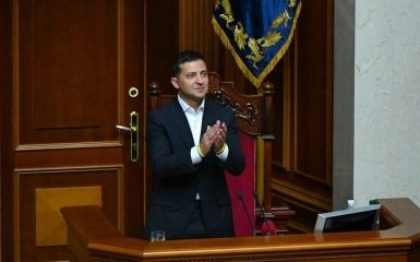Зачем Зеленский срочно созывает Верховную Раду: наконец объявлена повестка