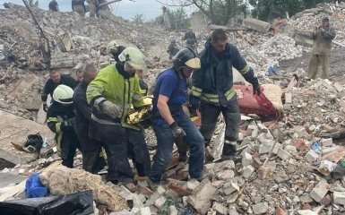 Из-под завалов дома во Часовом Яру Донецкой области достали 26 погибших