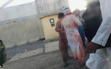 В Кабулі пролунали два вибухи – Байден зібрав нараду