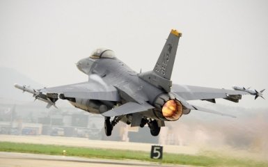 F-16