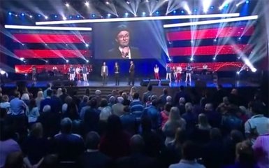 Известные депутаты засветились на службе "секты", соцсети озадачены: появилось видео