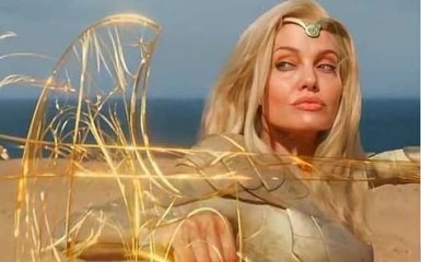Вышел зрелищный трейлер супергеройского боевика "Вечные" с Анджелиной Джоли