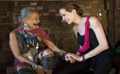 Анджеліна Джолі покидає посаду посла доброї волі ООН у справах біженців