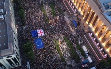 Протестующие в Тбилиси требуют отставки правительства из-за провала евроинтеграции