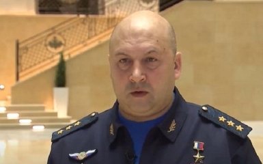 Руководитель войск РФ Суровикин допускает "непростые решения" по Херсону