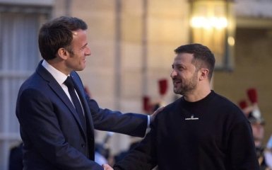 Зеленский провел телефонный разговор с Макроном. О чем говорили президенты