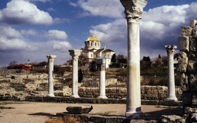 РПЦ вже хоче забрати знаменитий заповідник в Криму: соцмережі обурені