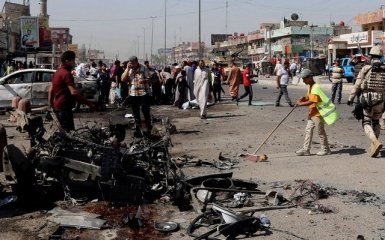 К серии взрывов в Джакарте причастна группа боевиков, среди которых были смертники