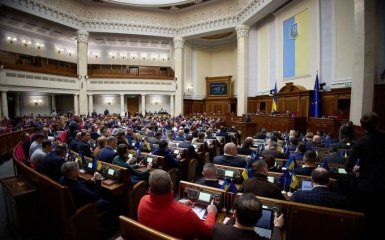 Военное положение и мобилизацию в Украине продлили на три месяца