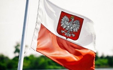 Еврокомиссия подала в суд на Польшу после нового скандала