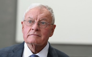 Келлог залишається на боці України