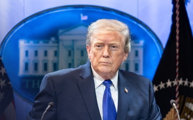 Trump tries to intimidate Xi again