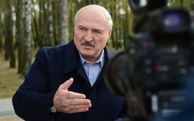 В плен не берем: Лукашенко угрожает расправой всем протестующим