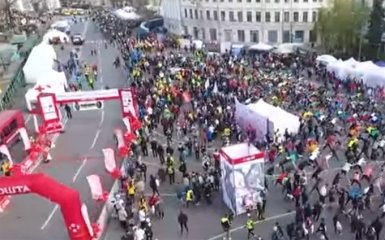 9 тисяч людей вийшли на міжнародний забіг у Києві, з'явилися фото і відео