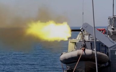 Український військовий корабель відкрив вогонь в Чорному морі - що сталося
