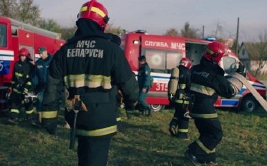 В Беларуси планируют выдать оружие работникам МЧС