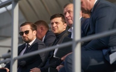 Это произойдет уже 30-го апреля - у Зеленского порадовали прекрасной новостью