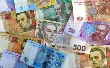 Гривня увійшла в трійку найбільш стійких валют СНД