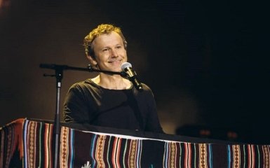 Святослав Вакарчук ошеломил сеть фотографией своей жены