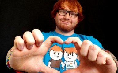 Популярный британский певец удивил очередным оригинальным клипом: опубликовано видео