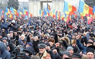 Премьер Молдовы не будет идти в отставку, несмотря на протесты
