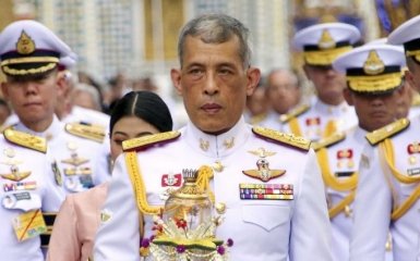 У Таїланді пройшла коронація правителя країни