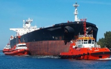 Після зняття санкцій у портах Ірану з'явилися нафтотанкери