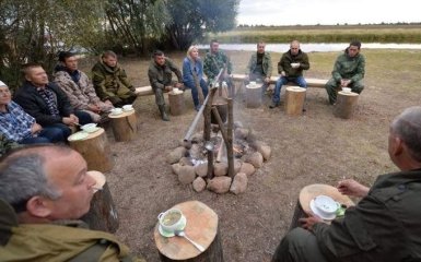 Знаменитый карикатурист высмеял Путина на рыбалке