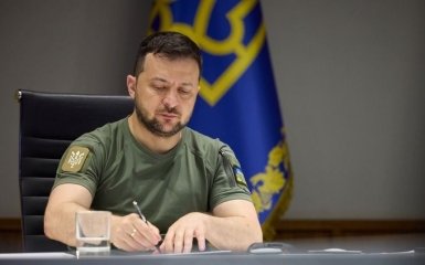 Зеленський наказав скасувати заборону на переміщення військовозобов'язаних