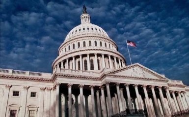 В Сенате США отложили рассмотрение введения новых санкций против России