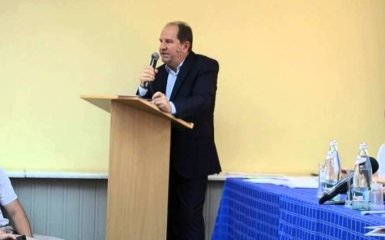 Украинского чиновника нарисовали на иконе: опубликованы фото