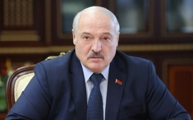 Лукашенко зізнався, що без роздумів пустить у Білорусь російські війська