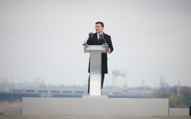 Зеленский оценил состояние дорог во время поездки в Буковель