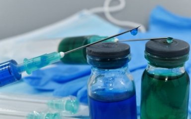 В МОЗ пообещали новые договоры на покупку вакцины против COVID-19
