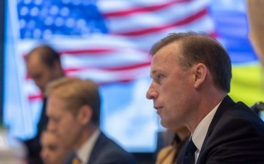 Салливан склонял Зеленского к переговорам с Путиным — WSJ