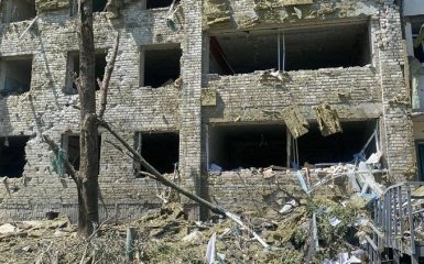 Войска РФ обстреляли больницу в Гуляйполе. Есть погибшие и раненые