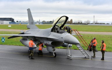 F-16