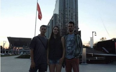 Один зі студентів-метальників торта виявився фанатом "русского міра": з'явилися фото